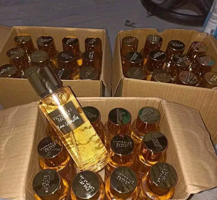 Victoria Secrets Pallets 2