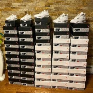 Jordan sneakers pallets